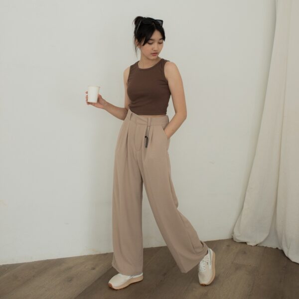 sg 11134201 22120 amrke6hd3olv7f.jpeg